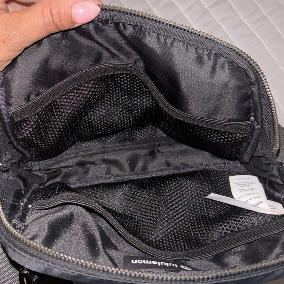 Lululemon Limited Edition Everywhere Belt Bag - Picture 7 of 9